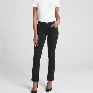 Mid Rise Classic Straight Jeans by Gap NEW